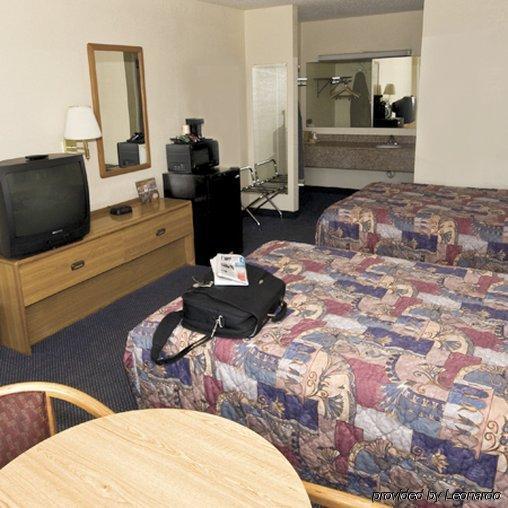 Regency Travel Inn Hayti Zimmer foto